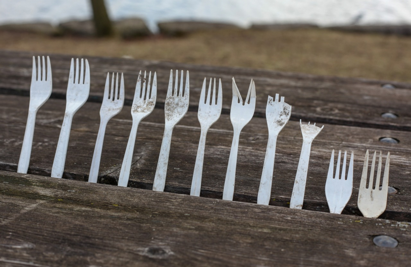 plastic cutlery waste