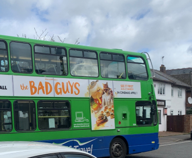 Thames Travel Bus